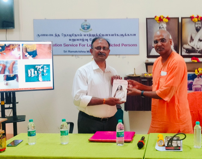 Enhancing Functional Rehabilitation through Customized Splints and Assistive Devices (Photos)